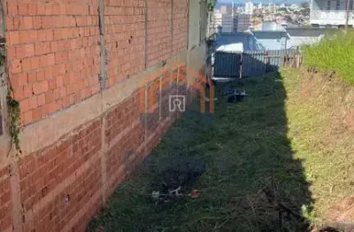 Terreno à venda na Rua Professor Darci Camargo Franchi, Vila Galvão, Jundiaí
