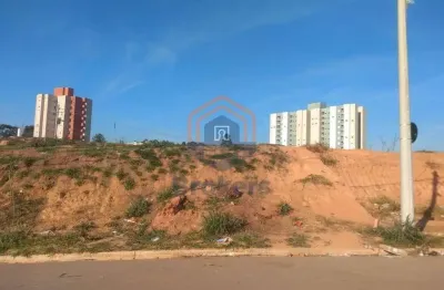 Terreno à venda na Rua Valter Assis De Barros, Parque Petrópolis, Várzea Paulista