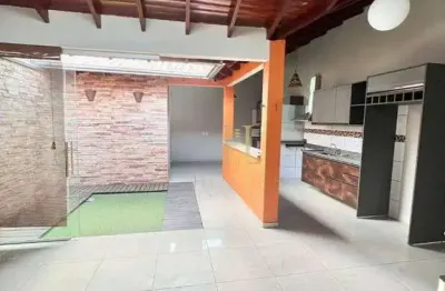 Vendo linda casa no residencial terra nova varzea grande