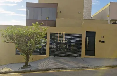 Vendo casa tipo sobrado no bairro jardim cuiaba, ótima localização