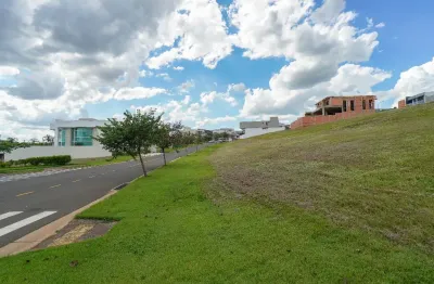 Terreno em condomínio fechado à venda na Rua Vicente Quercia, 3, Alphaville Dom Pedro 3, Campinas