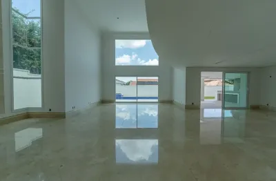 Casa nova moderna ''nunca habitada'' em alphaville campinas