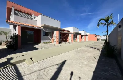 Casas térreas em condomínio fechado, no umuarama - itanhaém/sp