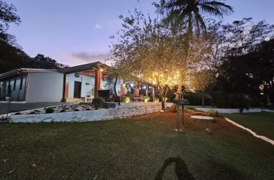 Vende-se linda chácara com acesso excluviso ao rio ivai
