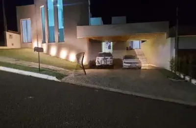 Casa com 4 quartos à venda na Rua Jacob Porsak, 258, Conjunto Residencial Cidade Alta, Maringá