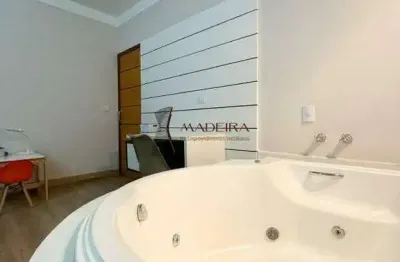 Casa à venda na Zona 07, Maringá 