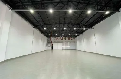 Aluguel de barracão comercial em localização privilegiada em maringá pr