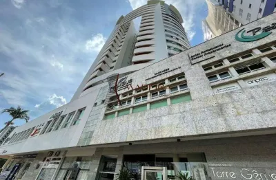 Apartamento à venda na Vila Ipiranga, Maringá 