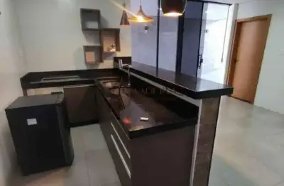 Casa com 4 quartos à venda no Centro, Mandaguari 