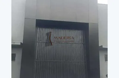 Vende-se barracão comercial no jardim olímpico em maringá-pr