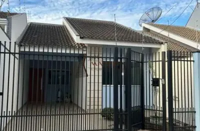 Casa com 3 quartos à venda na Rua Pioneiro Aníbal Borin, 920, Jardim Paris, Maringá