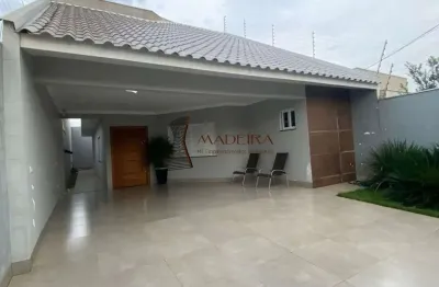 Casa com 2 quartos à venda na Avenida Guaiapó, 18, Jardim Paulista, Maringá
