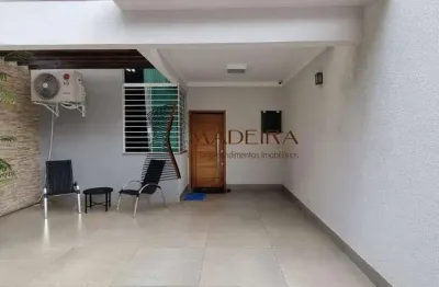 Casa com 2 quartos à venda na Rua Sebastião Domingos Sabaini, 664, Jardim Itália, Maringá