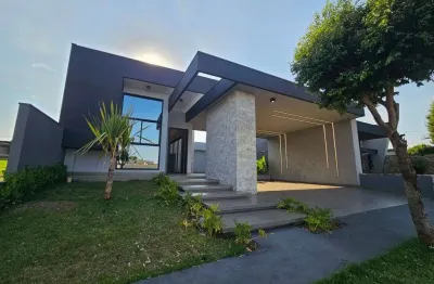 Casa de Alto Padrão no Condomínio Mirante do Rio Paraná– Porto Rico/PR