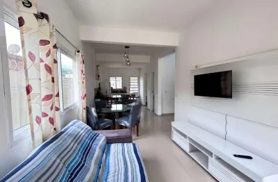 Casa com 4 quartos à venda em maranduba, ubatuba  por r$ 700.000