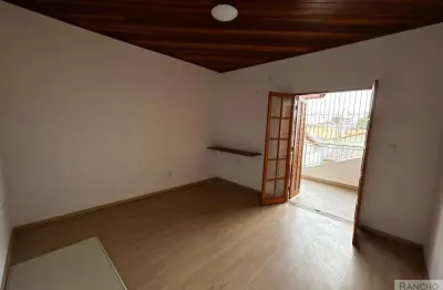 Casa com 5 quartos à venda em Santana, São José dos Campos  por R$ 600.000