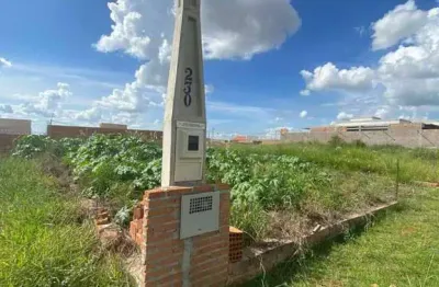 Terreno à venda na Avenida A, 230, Residencial Monte Carlo, Araraquara
