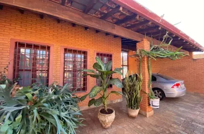 Casa para venda em araraquara, jardim tabapuã (vila xavier), 3 dormitórios, 1 suíte, 3 banheiros, 2 vagas