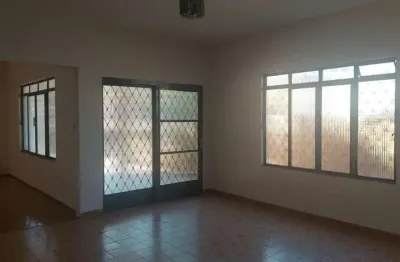 Casa para venda em araraquara, jardim do carmo, 3 dormitórios, 2 banheiros, 4 vagas