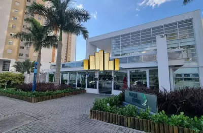 Apartamento alto padrão semimobiliado com armarios planejados