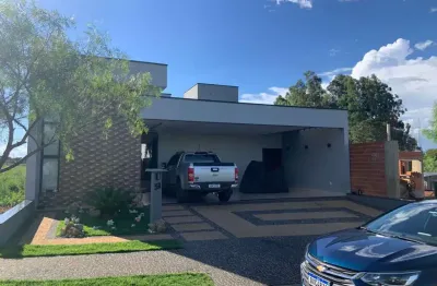 Casa em condomínio fechado com 3 quartos à venda na rua nagib matte merhej, s/n, jardim esplanada, mogi guaçu por r$ 1.500.000