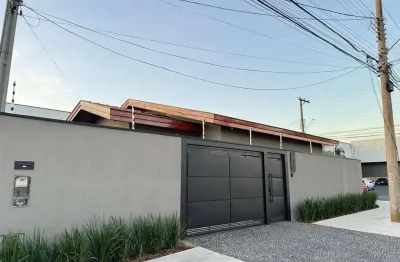 Casa com 3 quartos à venda na rua faustino custódio dos santos, s/n, parque cidade nova, mogi guaçu por r$ 850.000
