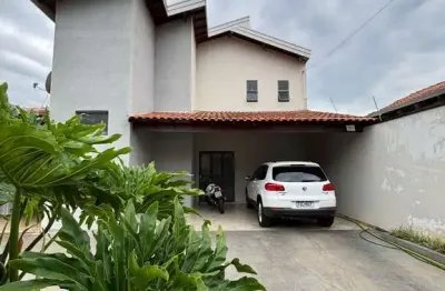 Casa com 3 quartos à venda na rua francisco caraveta, s/n, parque dos eucalíptos, mogi guaçu por r$ 480.000