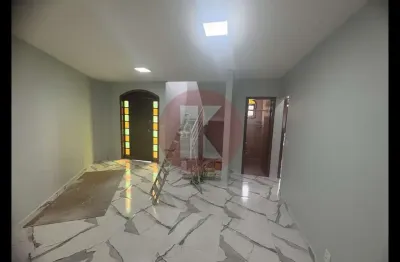 Casa Duplex Independente com 04 Quartos – Totalmente Reformada | Bairro Santa Amélia – Pampulha