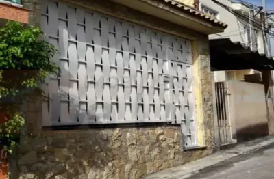 Vende-se sobrado com 2 suítes em vila de casas no bairro campestre em santo andré