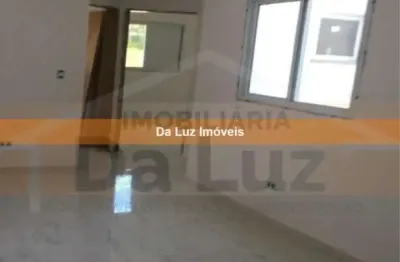 Cobertura  com 1 vaga de garagem ,com 43m² distribuídos 2 dormitórios ,1 sala,1 cozinha,1 banheiro,1