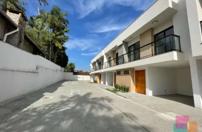 Casa em condomínio fechado com 3 quartos à venda na rua alberto bornschein, --, glória, joinville por r$ 680.000
