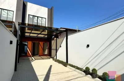 Casa com 3 quartos à venda na rua edgar klein, --, costa e silva, joinville por r$ 690.000