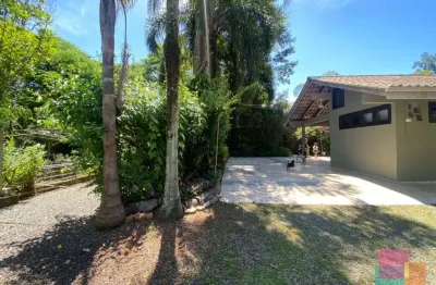 Casa com 5 quartos à venda na rua aubé, --, boa vista, joinville por r$ 2.650.000