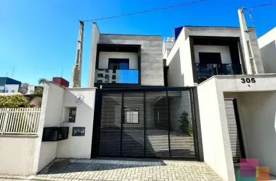 Casa com 3 quartos à venda na rua prefeito aristídes largura, --, américa, joinville por r$ 984.000