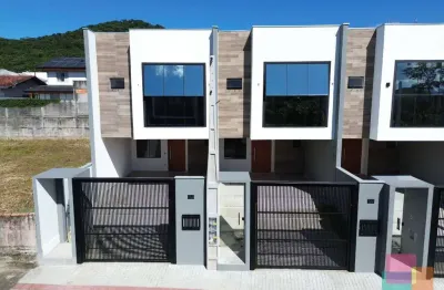 Casa com 3 quartos à venda na rua herval do oeste, --, saguaçu, joinville por r$ 1.380.000