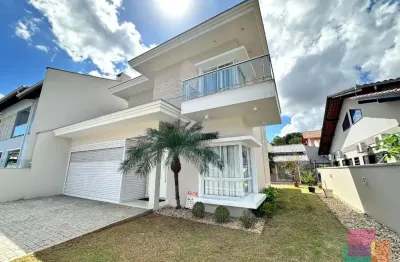 Casa com 3 quartos à venda na bernardo stamm, --, floresta, joinville por r$ 1.400.000
