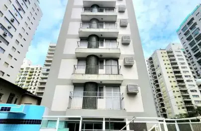 Belo apartamento de 95m² à 200m da praia das pitangueiras no guarujá/sp!  amplo apartamento com 3 dormitórios