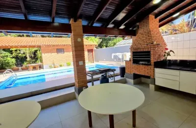 Casa de alto padrão na riviera de são lourenço - 6 suítes, área gourmet, piscina e muito mais!