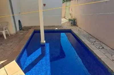 Casa comercial à venda no Jardim Terra Branca, Bauru 