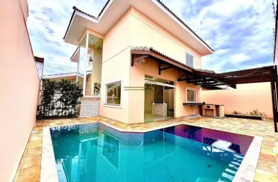 Espetacular Sobrado à venda 200 metros da praia Bairro Imperador em Peruíbe