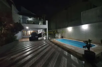 Casa com 5 quartos à venda na Avenida Governador Mário Covas Júnior, 71, Balneário Stella Maris, Peruíbe