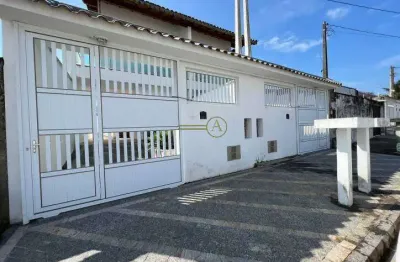 Sobrado à venda em Peruíbe- Oásis 3 dormitórios sendo 2 suítes