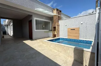 Casa térrea à venda em Peruíbe Piscina com cascata Churrasqueira