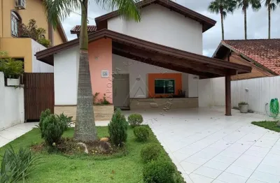Casa em condomínio fechado com 3 quartos à venda na alameda barretos, 124, alphaville, santana de parnaíba por r$ 2.850.000