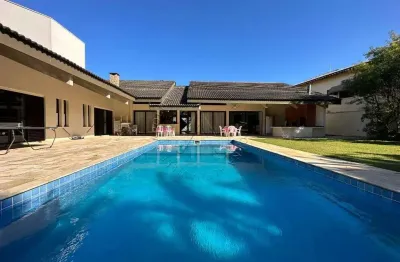 Casa em condomínio fechado com 4 quartos à venda na alameda dourado, 612, alphaville, santana de parnaíba por r$ 4.200.000