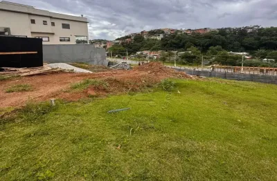 Terreno em condomínio fechado à venda na Rua Acará, 834, Villas do Jaguari, Santana de Parnaíba por R$ 285.000