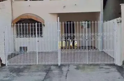 Casa com 3 quartos para alugar na Rua Gameleiras, Jardim Ismênia, São José dos Campos