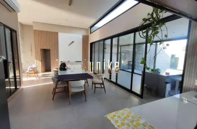 Casa no condomínio eco park bourbon em caçapava com 4 suítes.