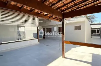 Casa térrea à venda em cezar de souza, 3 dorms sendo 2 suítes