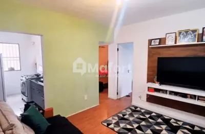 Apartamento na v lavínia 2 dorms, sala, cozinha, vaga coberta